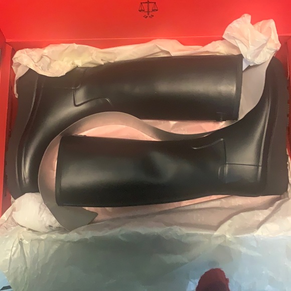 BNIB/NBW Hunter Refined Slim Fit Creeper Tall Boot - Picture 1 of 2